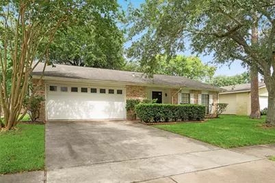 3015 Meadowview Drive, Missouri City, TX 77459 - Photo 2