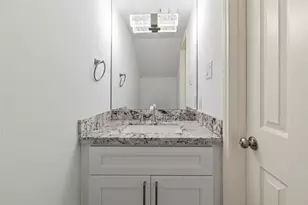 12907 Trail Hollow Dr, Houston, TX 77079 - Photo 18