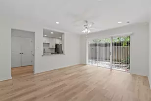 12907 Trail Hollow Dr, Houston, TX 77079 - Photo 14