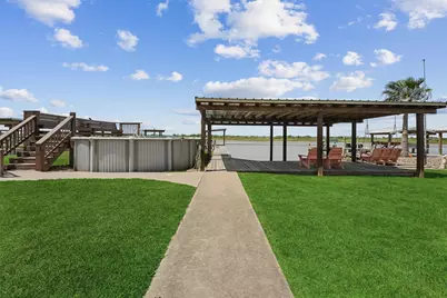 1868 County Road 201, Sargent, TX 77414 - Photo 30