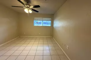 9333 Pagewood Ln, Houston, TX 77063 - Photo 12