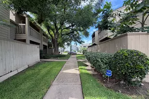 9333 Pagewood Ln, Houston, TX 77063 - Photo 1