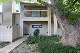 9333 Pagewood Ln, Houston, TX 77063 - Photo 2