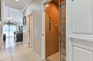 3100 75th St, Galveston, TX 77551 - Photo 4