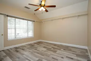 2 Sweet Birch Pl, The Woodlands, TX 77382 - Photo 22