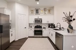 1705 Stuart St, Houston, TX 77004 - Photo 4