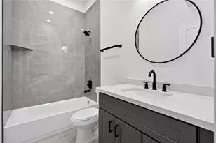 4824 Creekmont Dr, Houston, TX 77091 - Photo 40