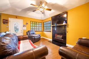 8610 Crystal Cove Ct, Houston, TX 77044 - Photo 2