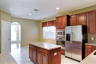 13911 Pepperstone Ln, Houston, TX 77044 - Photo 8