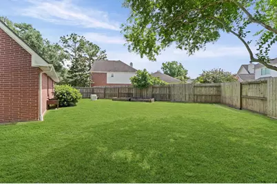 3010 Peekskill Court, Pearland, TX 77584 - Photo 32