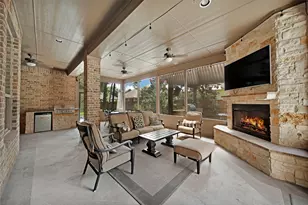 103 Playmoor Pl, Montgomery, TX 77316 - Photo 2