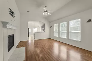 2217 Pine Creek Ct, Conroe, TX 77301 - Photo 6