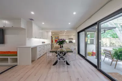 5326 Carew Street, Houston, TX 77096 - Photo 12