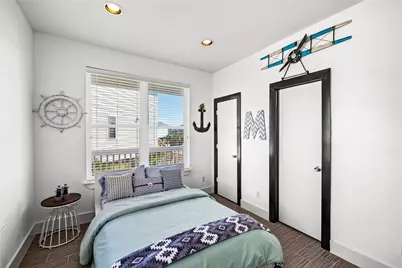 3910 Palmdale Court, Galveston, TX 77554 - Photo 16