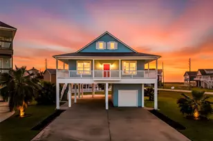 3910 Palmdale Ct, Galveston, TX 77554 - Photo 2