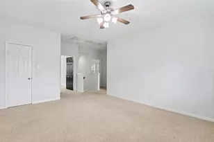 2705 Golden Creek Ln, Pearland, TX 77584 - Photo 16