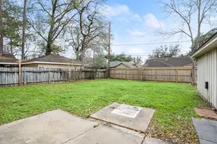 1039 Marcella, Houston, TX 77091 - Photo 24