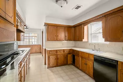 1039 Marcella, Houston, TX 77091 - Photo 14