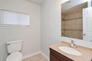 2118 Thonig Rd, Houston, TX 77055 - Photo 8