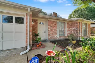 15826 Parksley Dr, Houston, TX 77059 - Photo 4