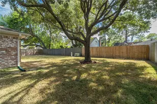 15826 Parksley Dr, Houston, TX 77059 - Photo 28