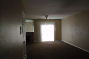 12651 Windsor Village Dr, Houston, TX 77071 - Photo 2