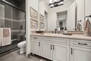 7615 Bryonwood Dr, Houston, TX 77055 - Photo 36
