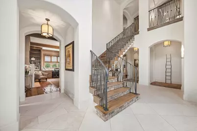 7615 Bryonwood Drive, Houston, TX 77055 - Photo 12