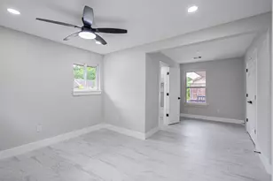 9259 Richland Dr, Houston, TX 77078 - Photo 10