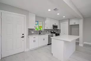 9259 Richland Dr, Houston, TX 77078 - Photo 20