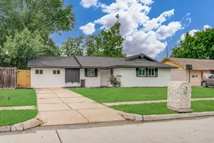 9259 Richland Dr, Houston, TX 77078 - Photo 2