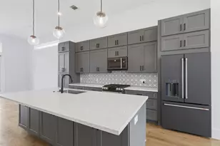 2213 Francis St, Houston, TX 77004 - Photo 14