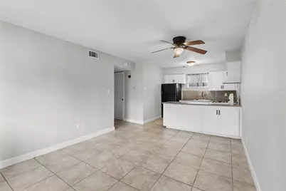 2819 Berry Street #4, Houston, TX 77004 - Photo 1