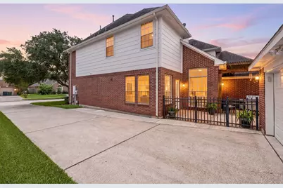 2514 Piney Woods Drive, Pearland, TX 77581 - Photo 38