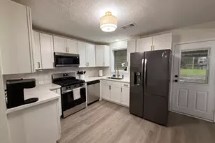 7035 Hurley Dr, Beaumont, TX 77708 - Photo 2