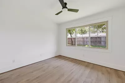 1906 Shadow Bend Drive, Houston, TX 77043 - Photo 26