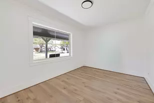 1906 Shadow Bend Dr, Houston, TX 77043 - Photo 6