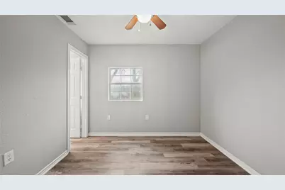 234 E Texas Street, Brazoria, TX 77422 - Photo 16