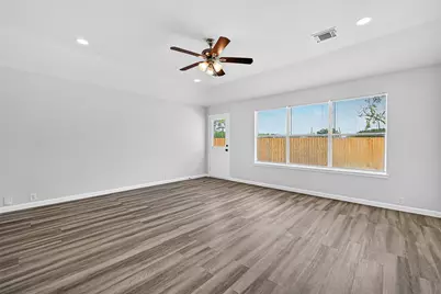 14934 Sugar Falls Court, Sugar Land, TX 77498 - Photo 16