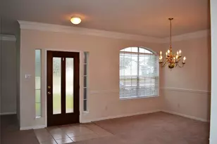 5515 Gatesprings Ln, Sugar Land, TX 77479 - Photo 2