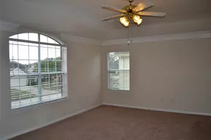 5515 Gatesprings Ln, Sugar Land, TX 77479 - Photo 10