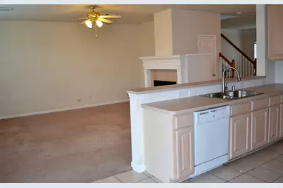 5515 Gatesprings Lane, Sugar Land, TX 77479 - Photo 6