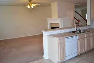 5515 Gatesprings Ln, Sugar Land, TX 77479 - Photo 6