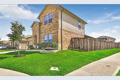 3902 Country Club Drive, Baytown, TX 77521 - Photo 2