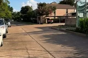 10051 Westpark Dr, Houston, TX 77042 - Photo 26