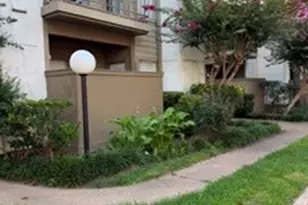 10051 Westpark Dr, Houston, TX 77042 - Photo 4