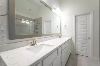 10709 Centre Forest Drive, Houston, TX 77043 - Photo 36