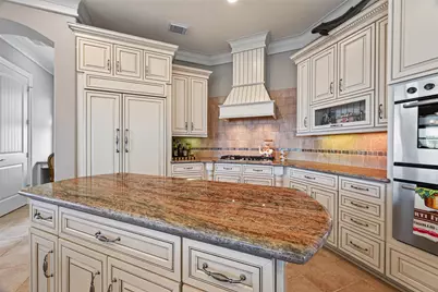 13 Sugarloaf, Hitchcock, TX 77563 - Photo 16