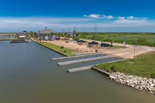 13 Sugarloaf, Hitchcock, TX 77563 - Photo 46