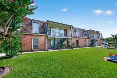 1220 Shadowdale Drive #6, Houston, TX 77043 - Photo 1